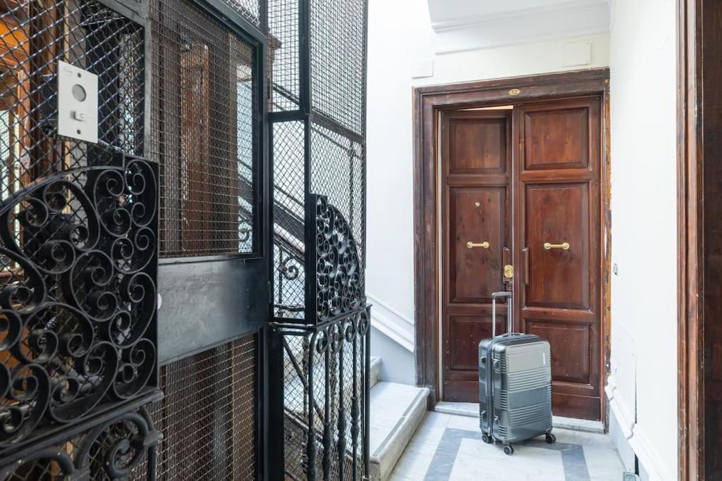 Appartement Domus Quirinale à Rome Extérieur photo