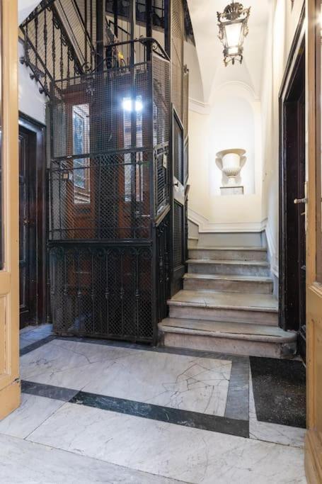 Appartement Domus Quirinale à Rome Extérieur photo